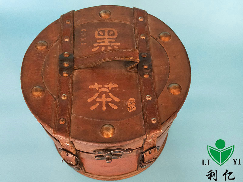 皮桶千兩茶餅1