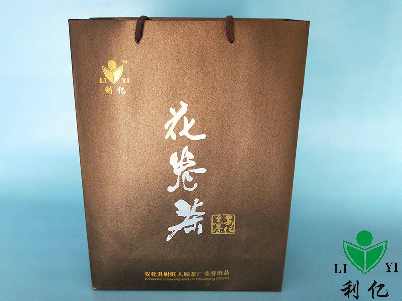 竹筒花卷茶1